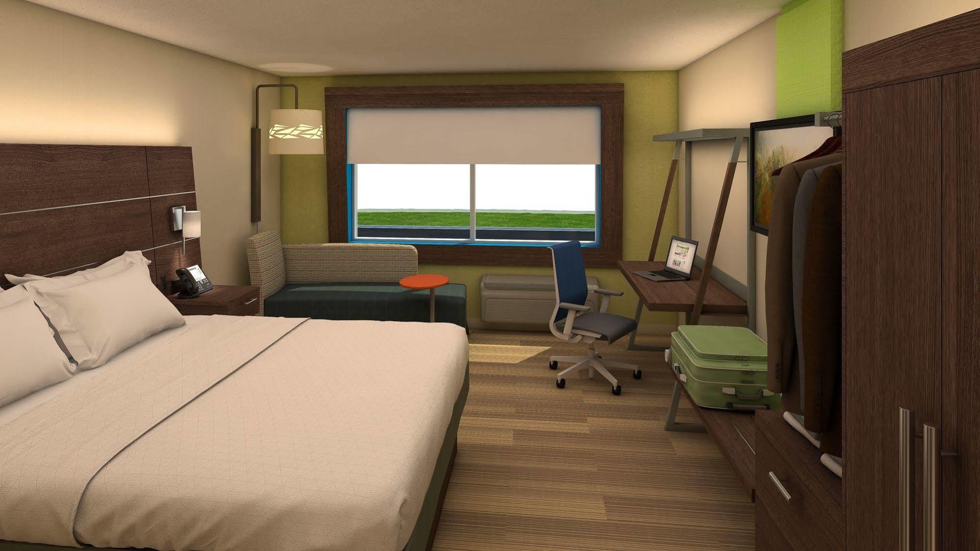 Express & - Airport - Cascade Stn By Ihg Hotel